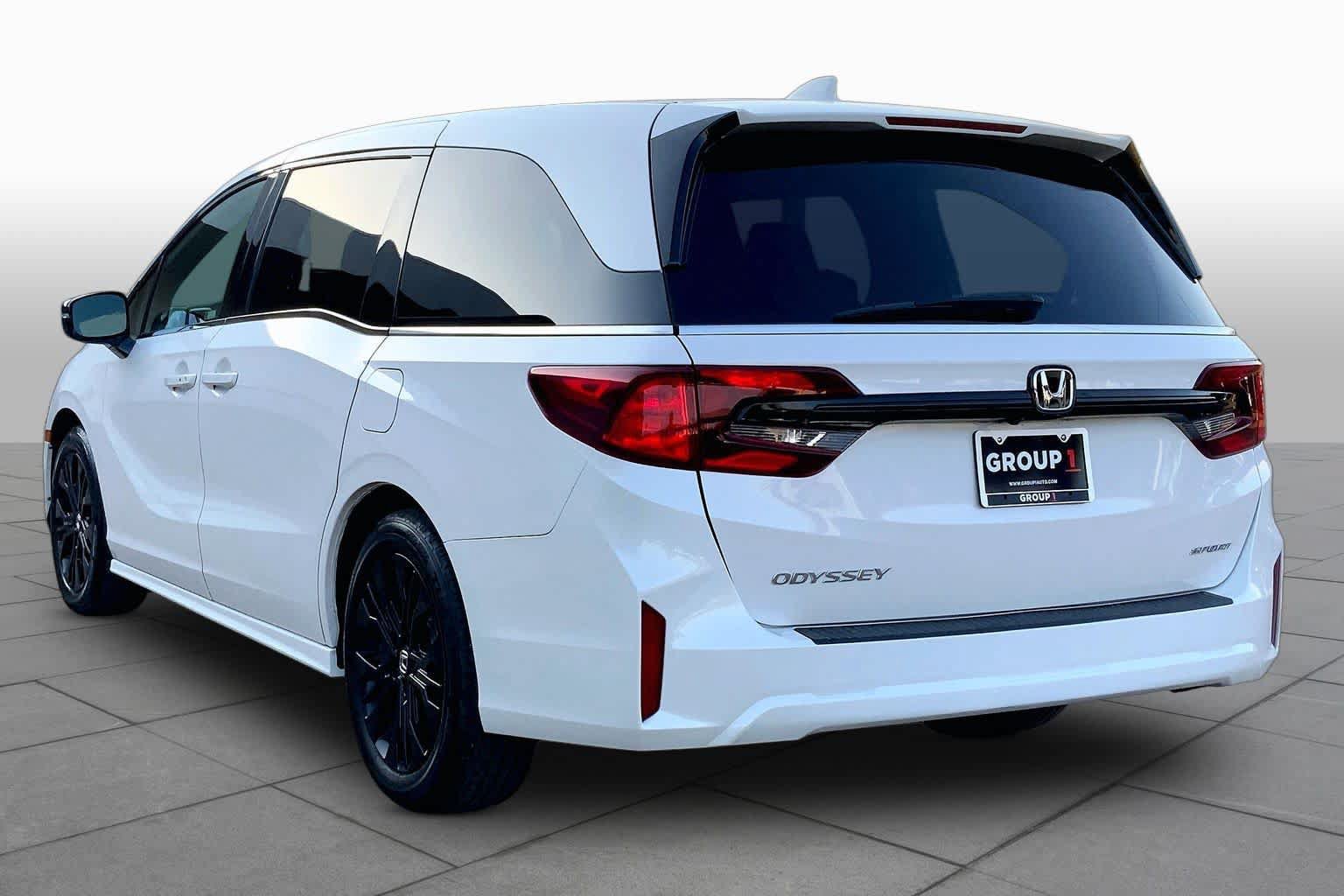 Used 2025 Honda Odyssey Sport-L image 12