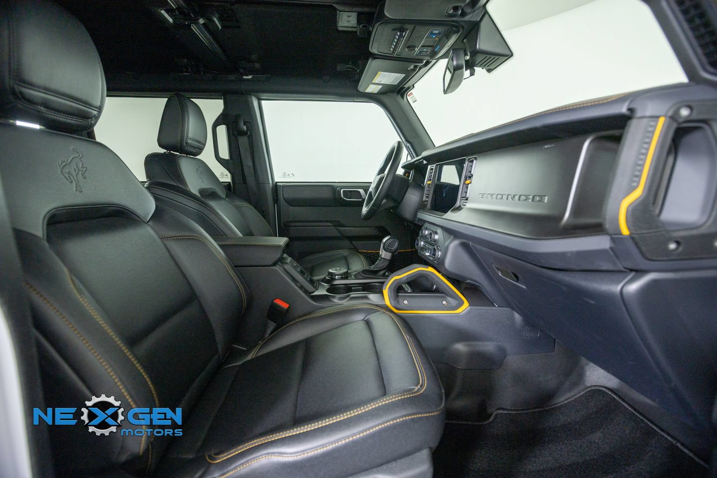 Used 2024 Ford Bronco Badlands AWD/4WD image 44