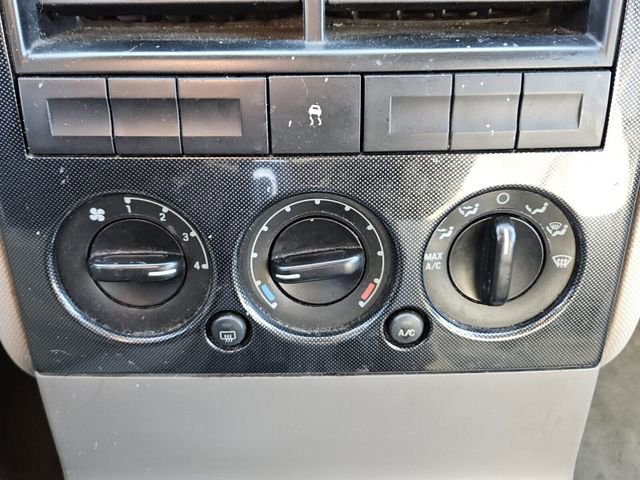 Used 2007 Ford Explorer XLT image 10