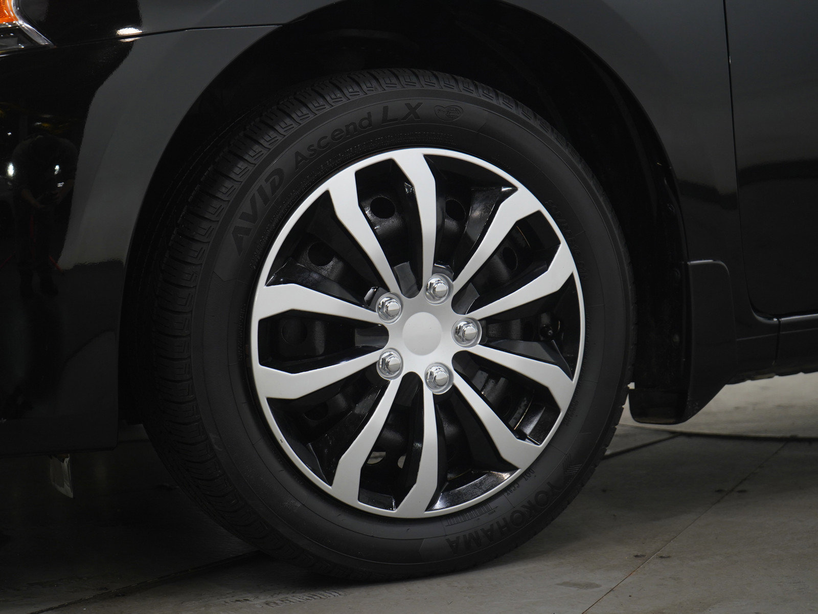 Used 2014 Nissan Sentra SV w/ SV Driver Package image 25