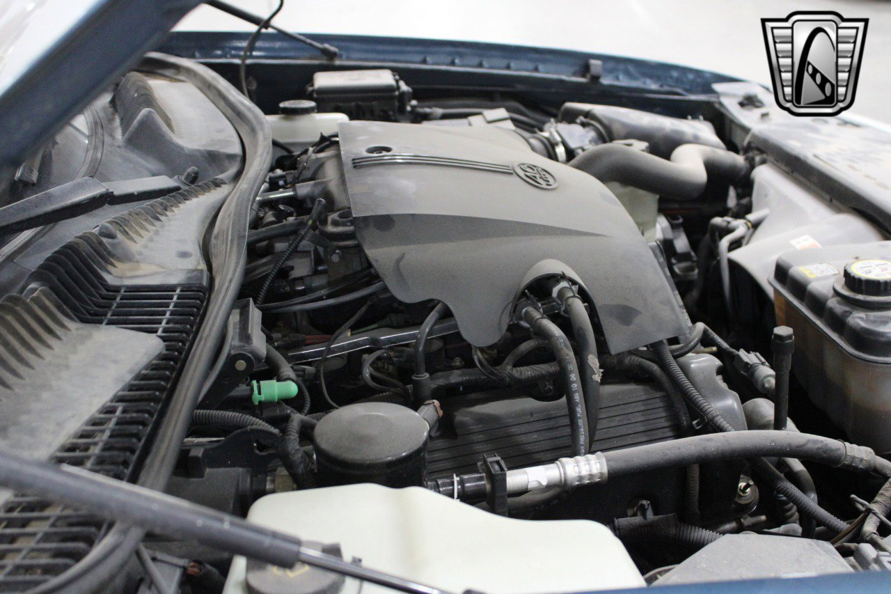 Used 2001 Lincoln Town Car Executive image 26