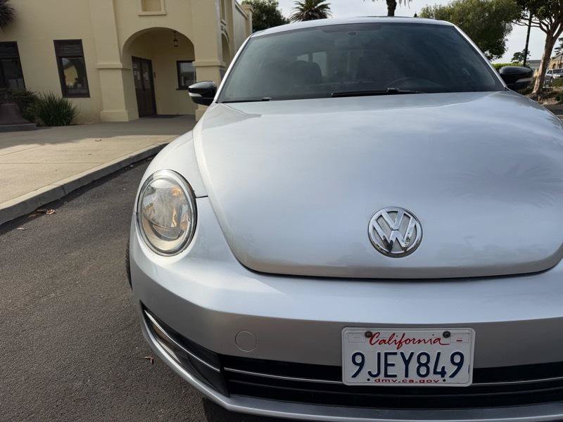 Used 2012 Volkswagen Beetle 2.0T FWD image 18