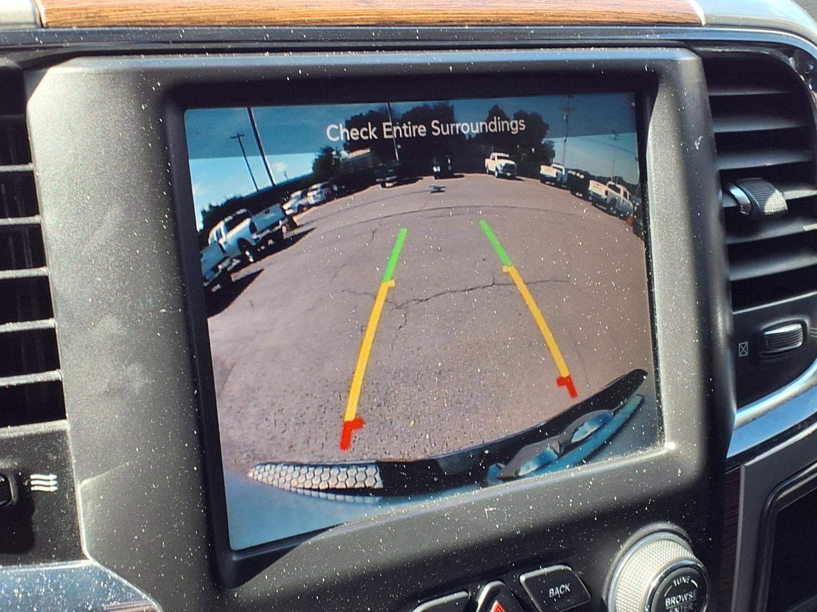 Used 2016 RAM 1500 Laramie w/ Convenience Group AWD/4WD image 6