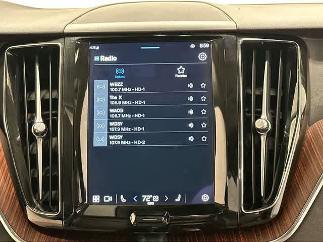 Used 2023 Volvo XC60 B5 Plus w/ Protection Package Premier AWD/4WD image 12