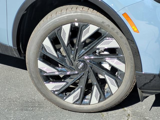 New 2026 Lincoln Nautilus Reserve image 9