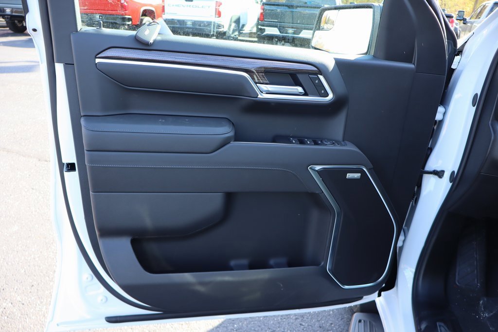 New 2026 Chevrolet Silverado 1500 RST w/ Convenience Package II image 3