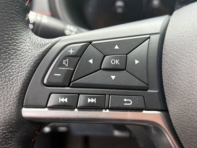 Used 2021 Nissan Kicks SR w/ Exterior Package image 5
