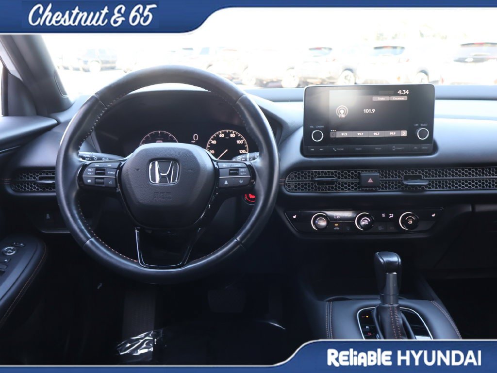 Used 2023 Honda HR-V Sport image 18