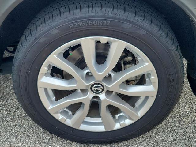 Certified 2022 Nissan Rogue Sport SV FWD image 13