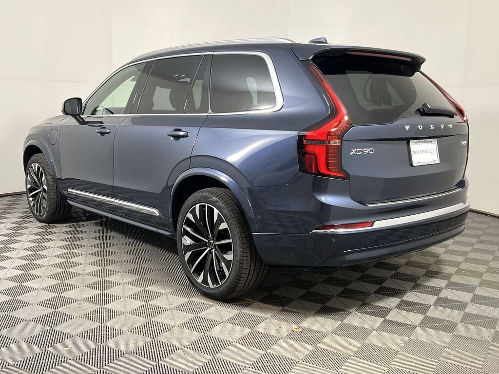 New 2026 Volvo XC90 T8 Ultra w/ Protection Package Premier image 6