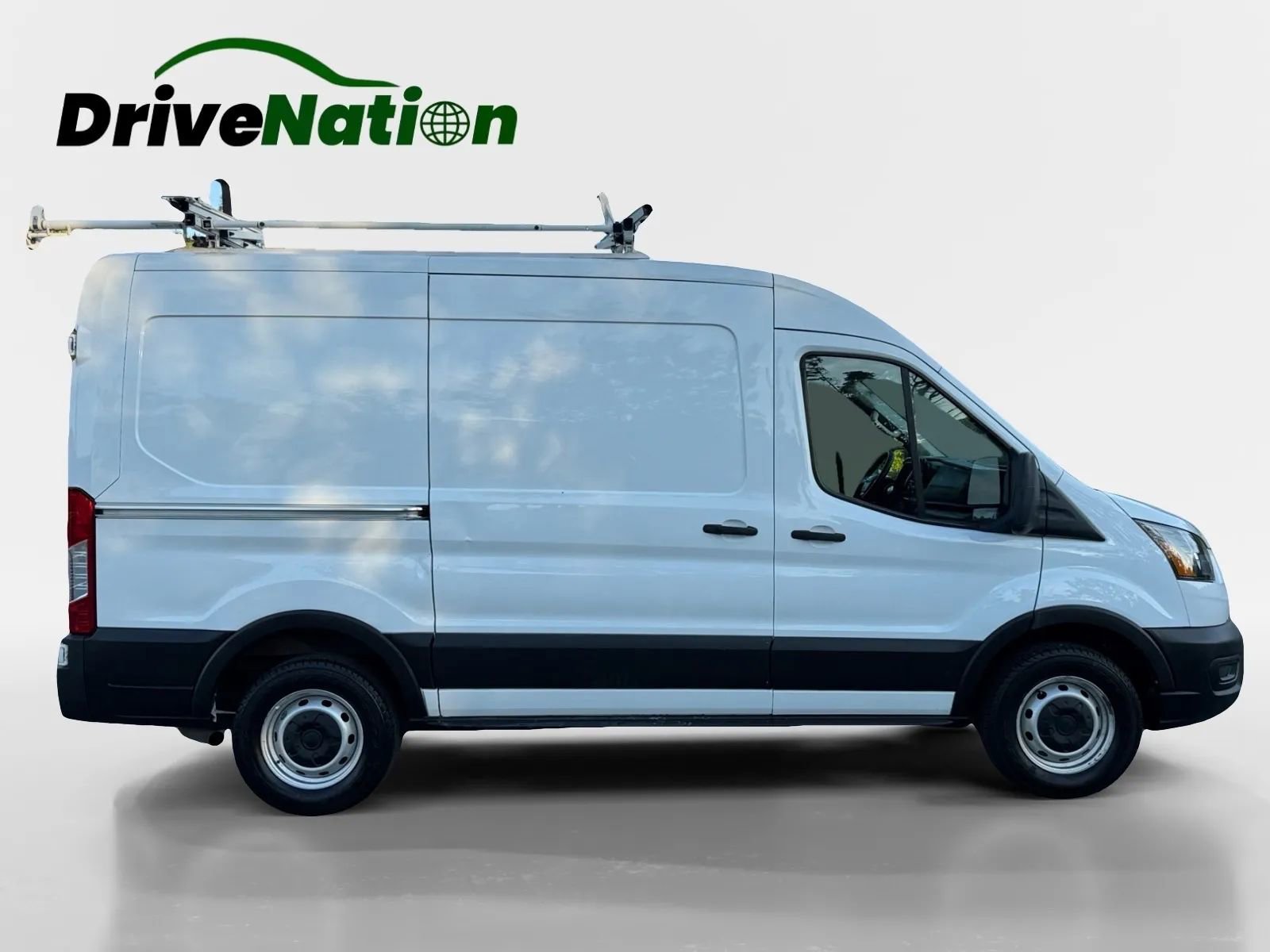 Used 2020 Ford Transit 250 Medium Roof RWD image 4