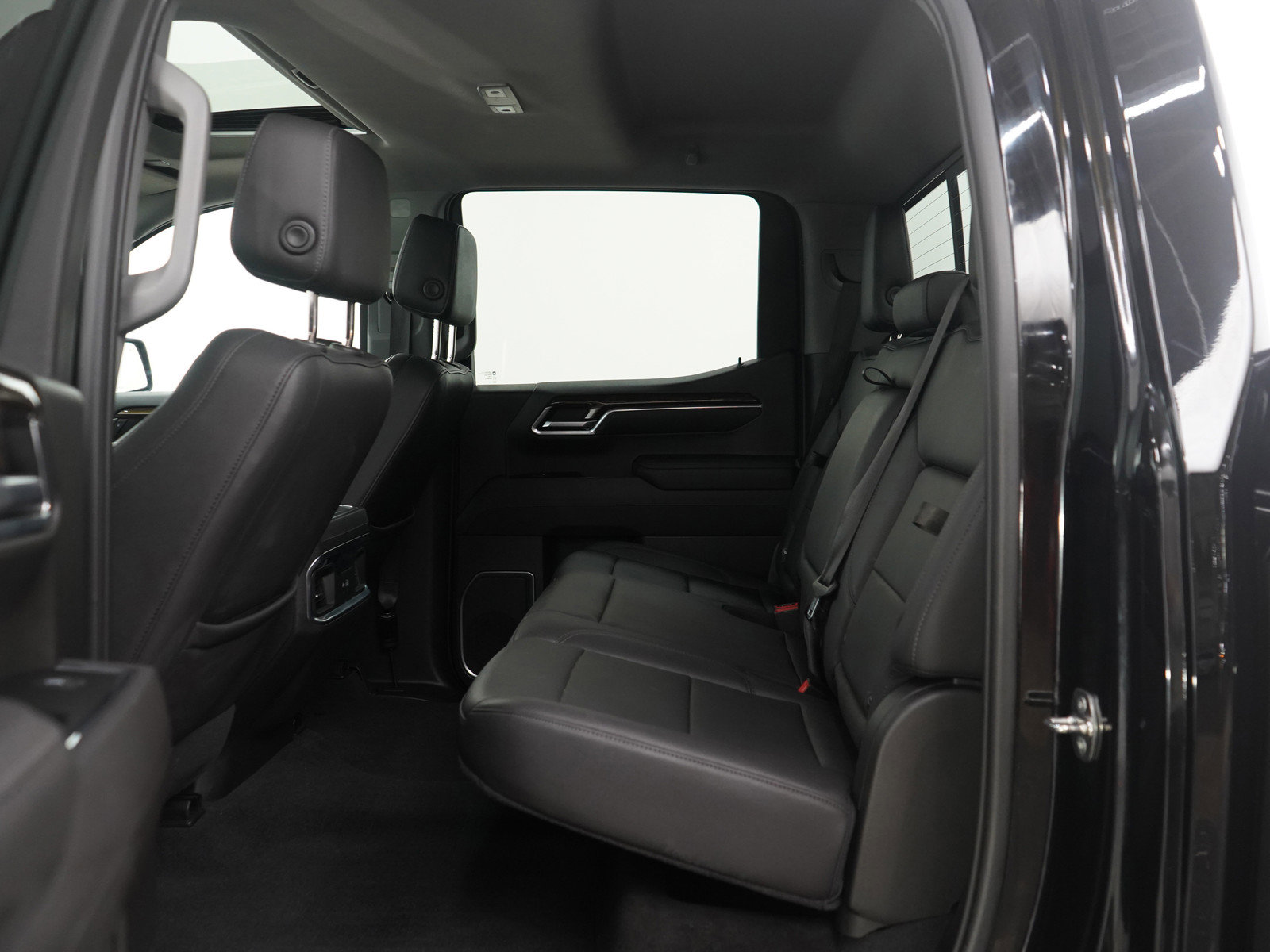 Used 2022 GMC Sierra 1500 Elevation w/ Elevation Premium Package image 18