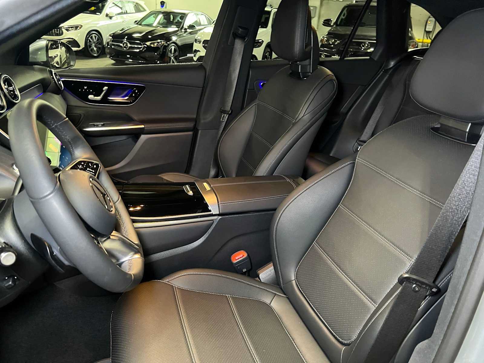 Used 2026 Mercedes-Benz GLC 300 4MATIC image 25