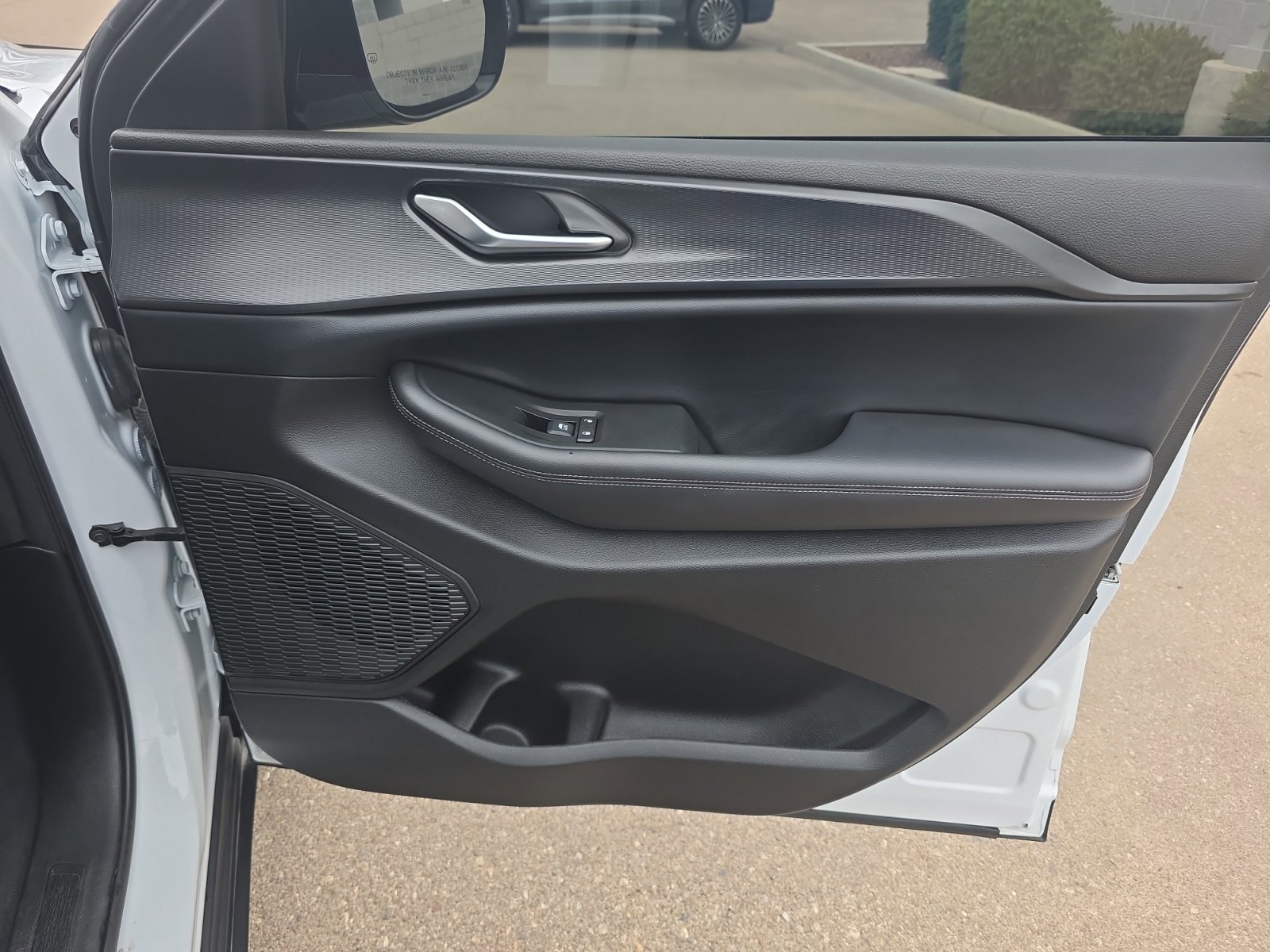 Used 2024 Jeep Grand Cherokee L Altitude image 16