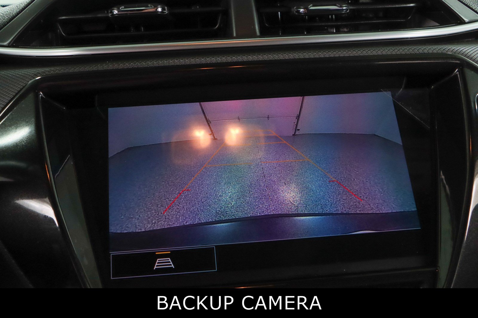 Used 2021 Chevrolet TrailBlazer RS w/ Technology Package FWD image 18
