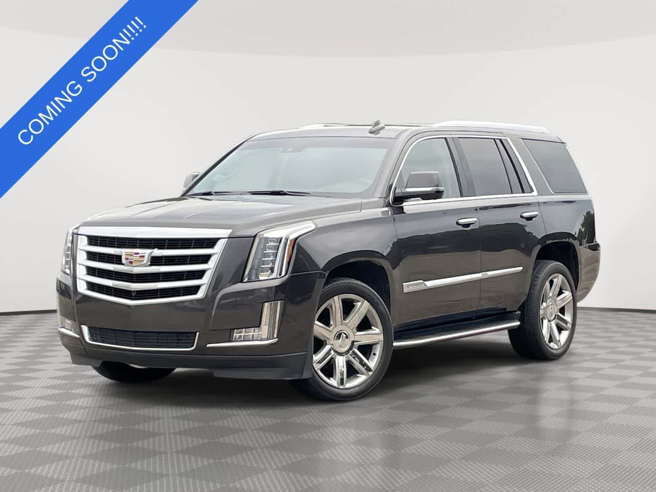 Used 2018 Cadillac Escalade Luxury AWD/4WD image 1