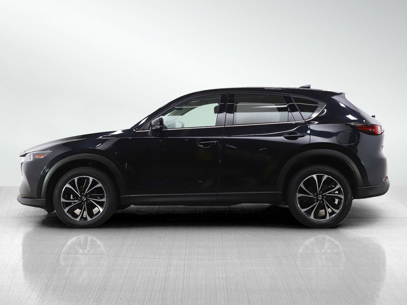 Used 2023 MAZDA CX-5 AWD 2.5 S w/ Premium Package image 2