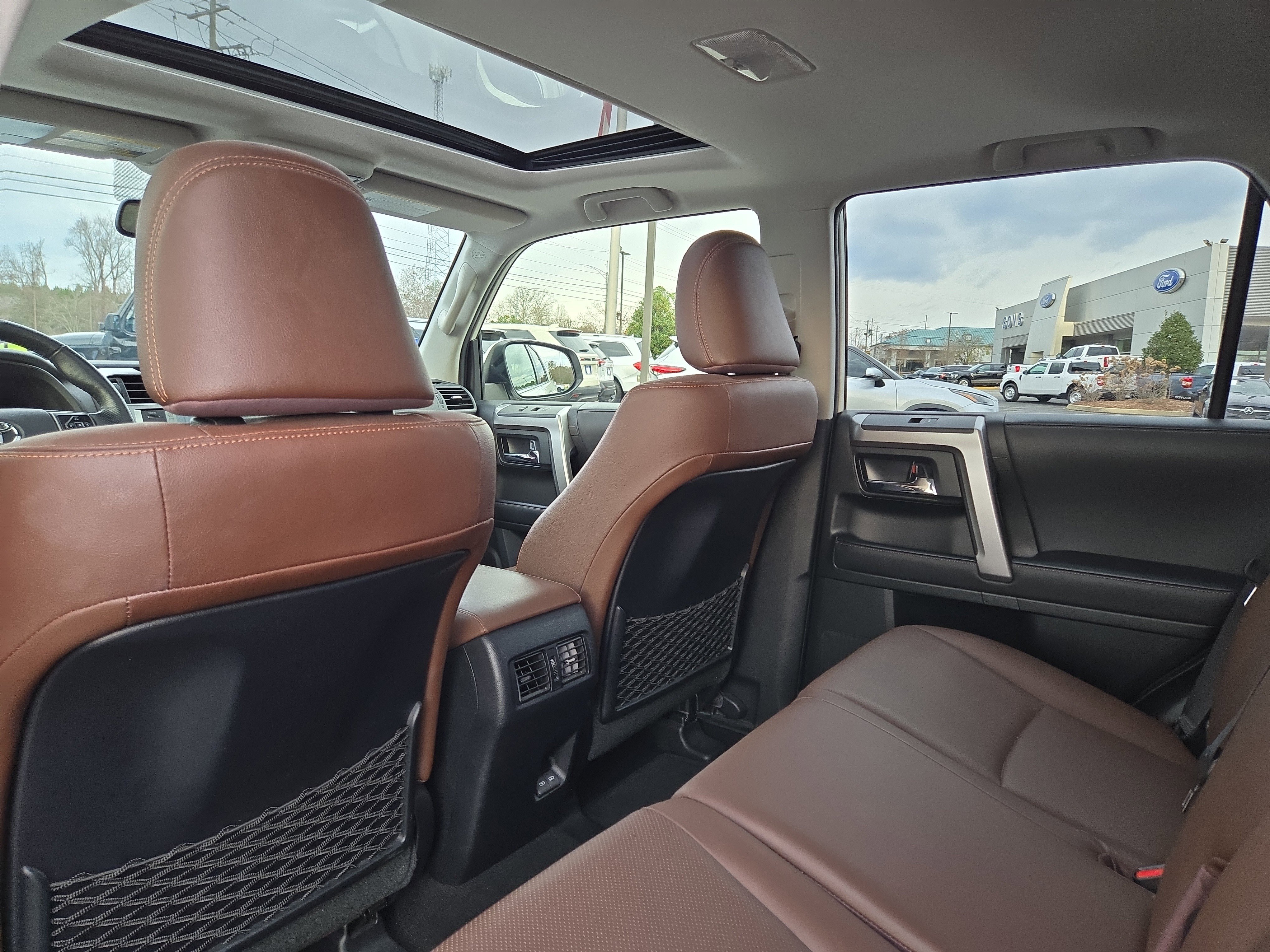 Used 2023 Toyota 4Runner Limited image 15