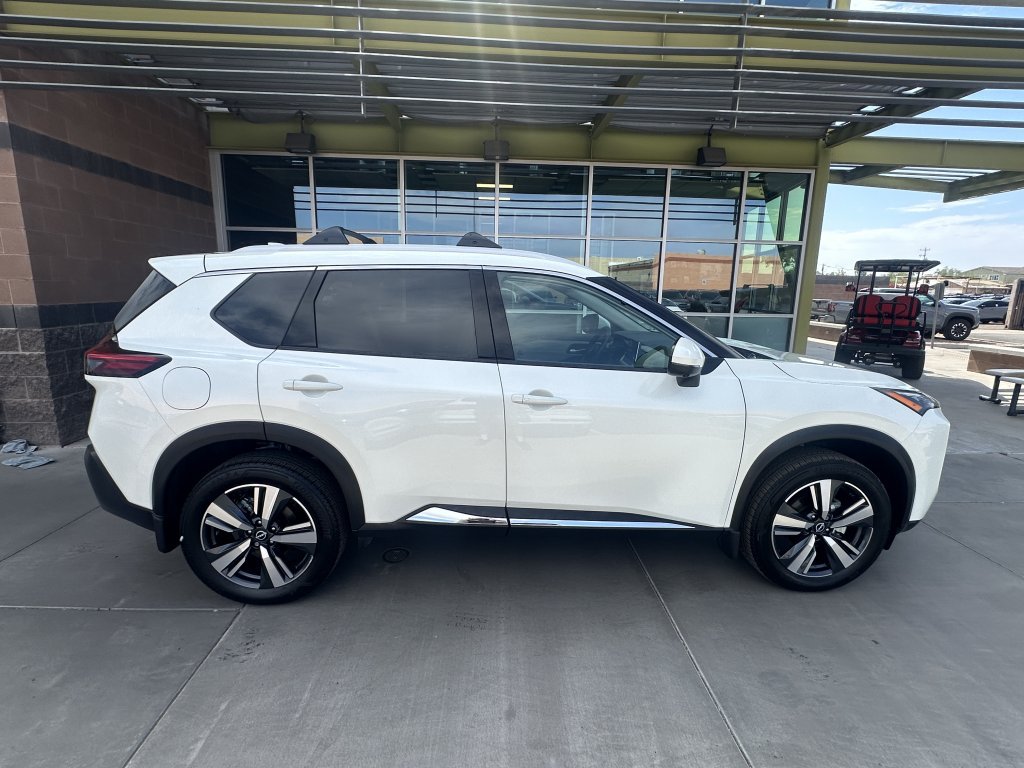 Used 2023 Nissan Rogue SL FWD image 7