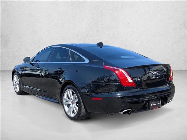 Used 2019 Jaguar XJ R-Sport image 8