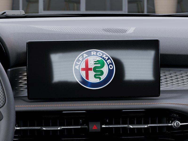 New 2025 Alfa Romeo Tonale AWD/4WD image 18