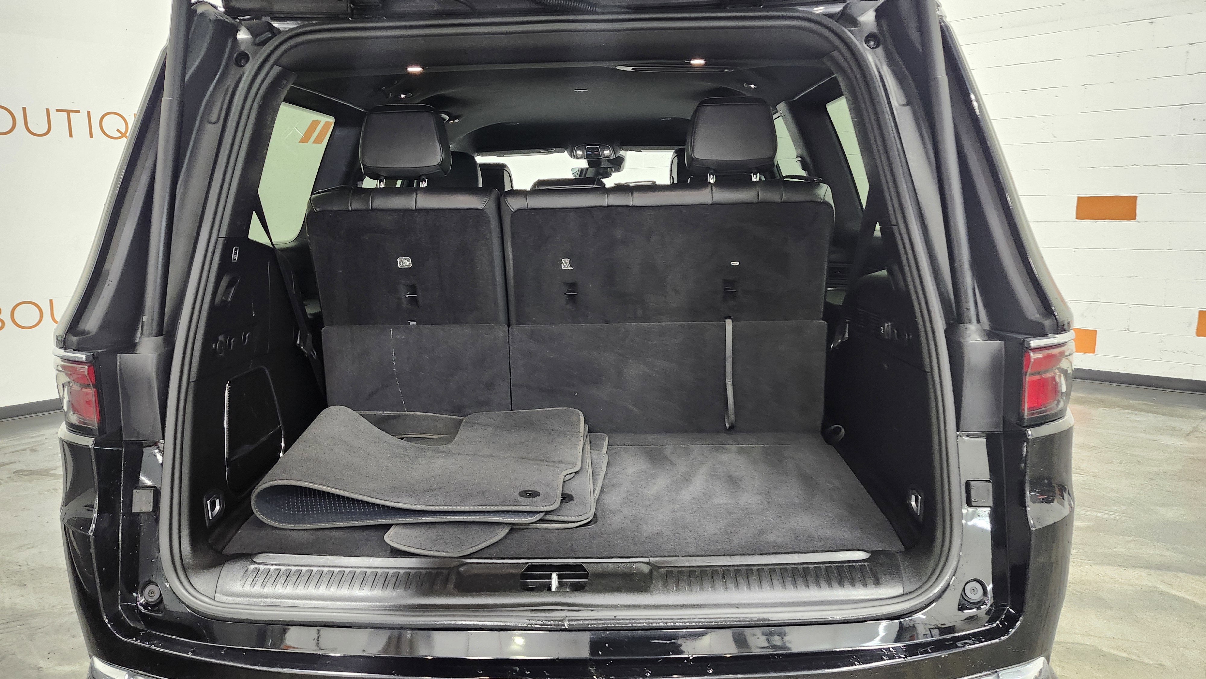 Used 2023 Jeep Wagoneer Series II image 27