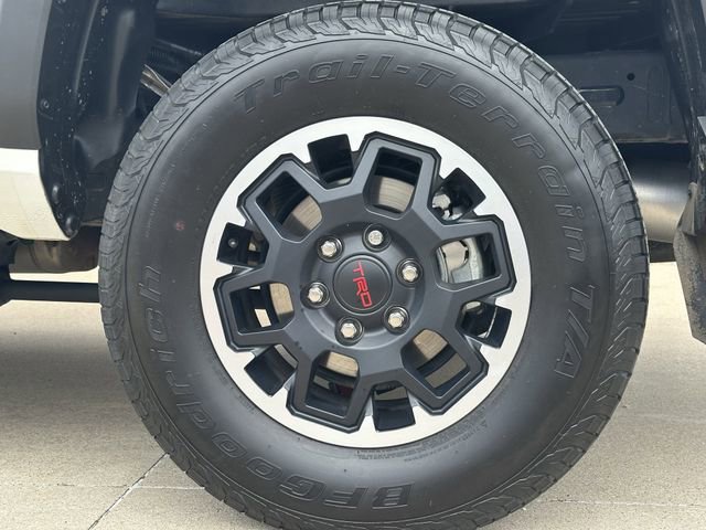 Used 2024 Toyota Tacoma TRD Off-Road AWD/4WD image 9