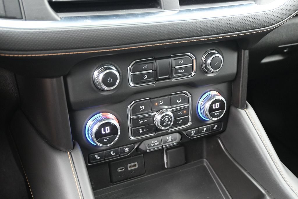 Used 2021 GMC Yukon XL AT4 AWD/4WD image 14