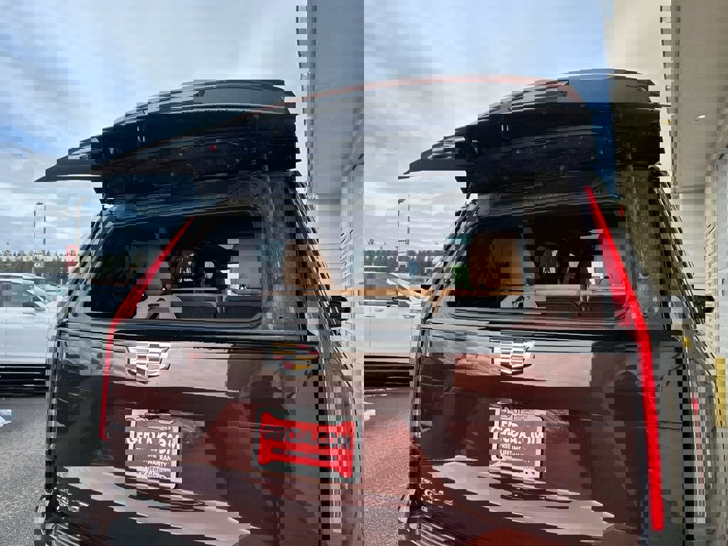 Used 2022 Cadillac Escalade Sport w/ Touring Package image 15