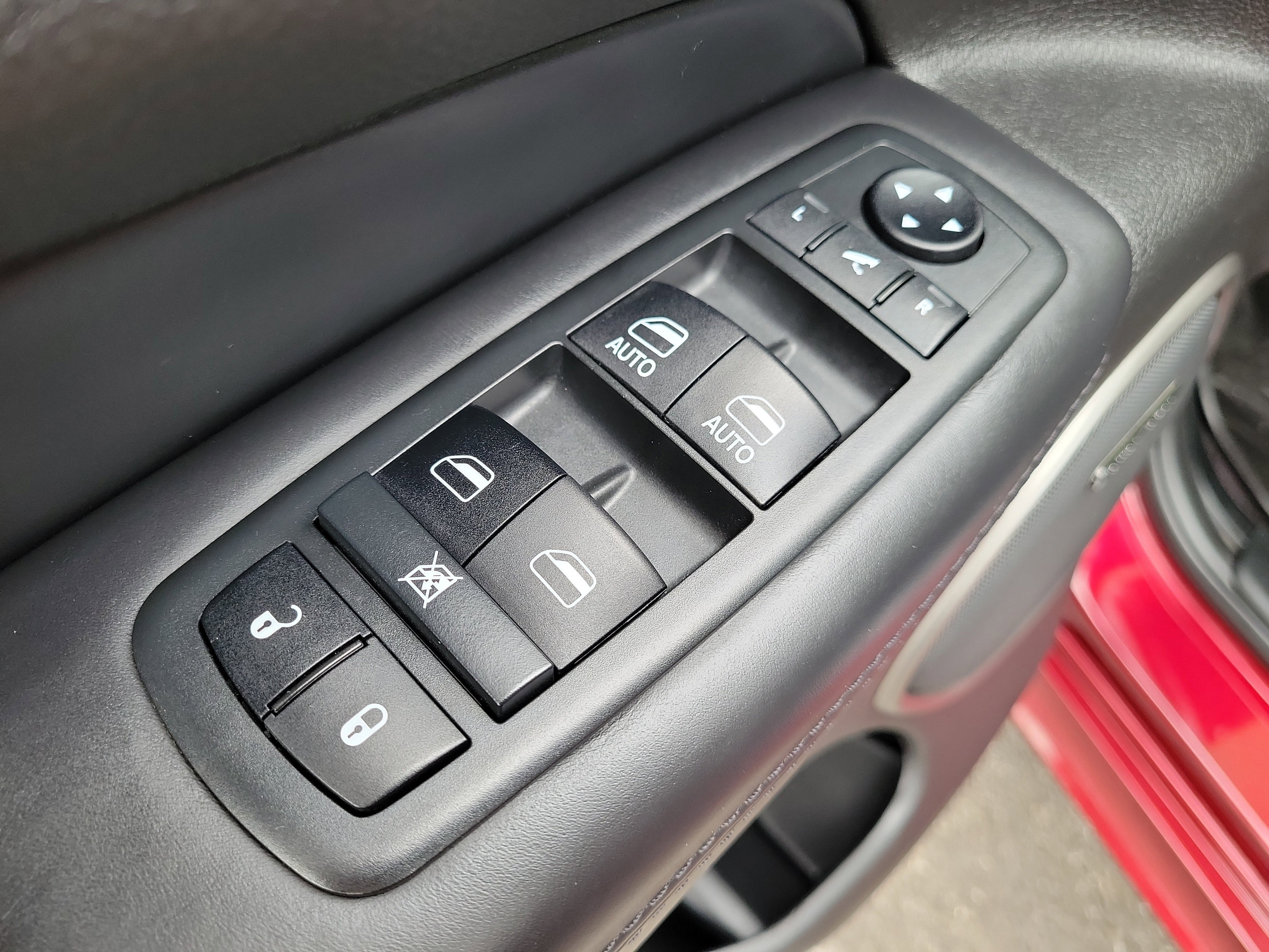 Used 2018 Jeep Grand Cherokee High Altitude image 16