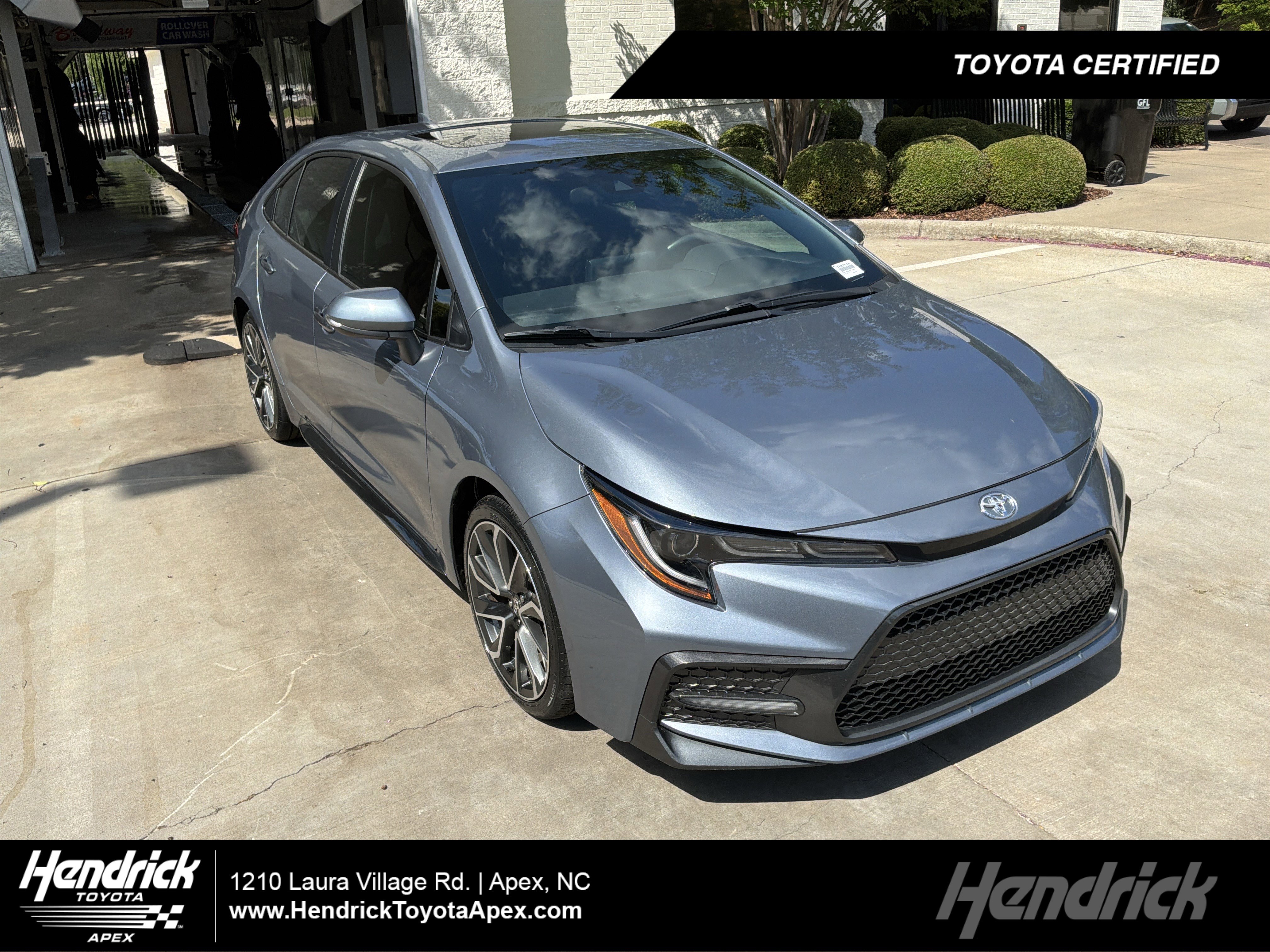 Used 2022 Toyota Corolla SE w/ SE Premium Package FWD image 1