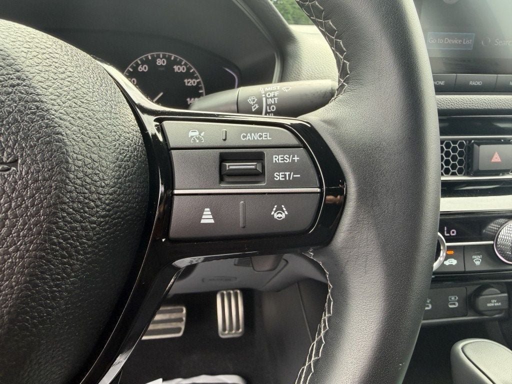 Used 2025 Honda Civic Sport image 13
