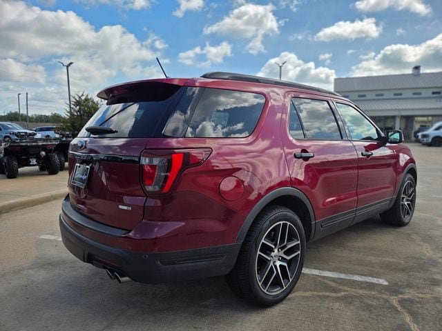Used 2019 Ford Explorer Sport AWD/4WD image 5