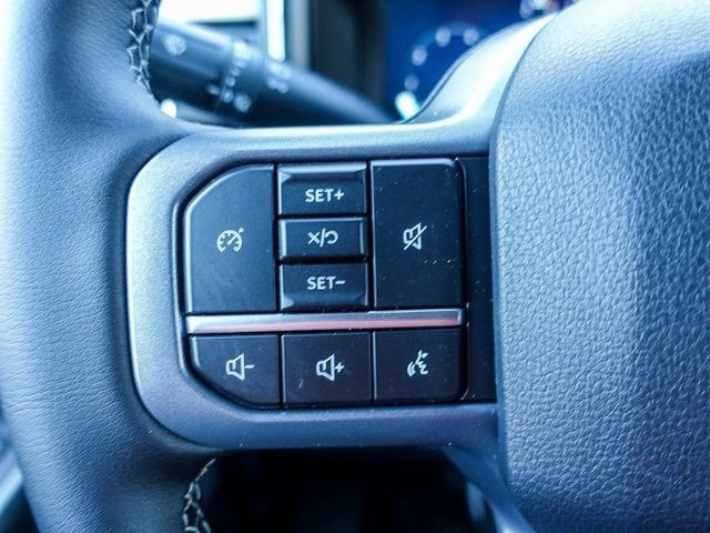 New 2026 Ford F250 Lariat w/ Black Appearance Package image 9