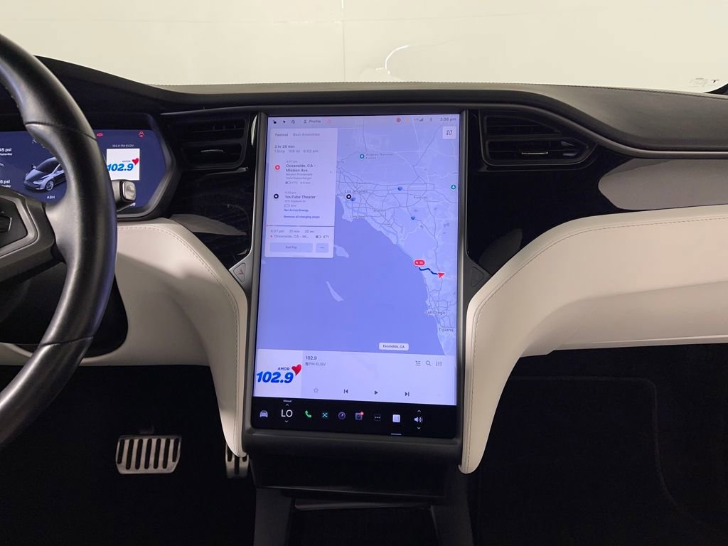 Used 2018 Tesla Model X 100D image 16