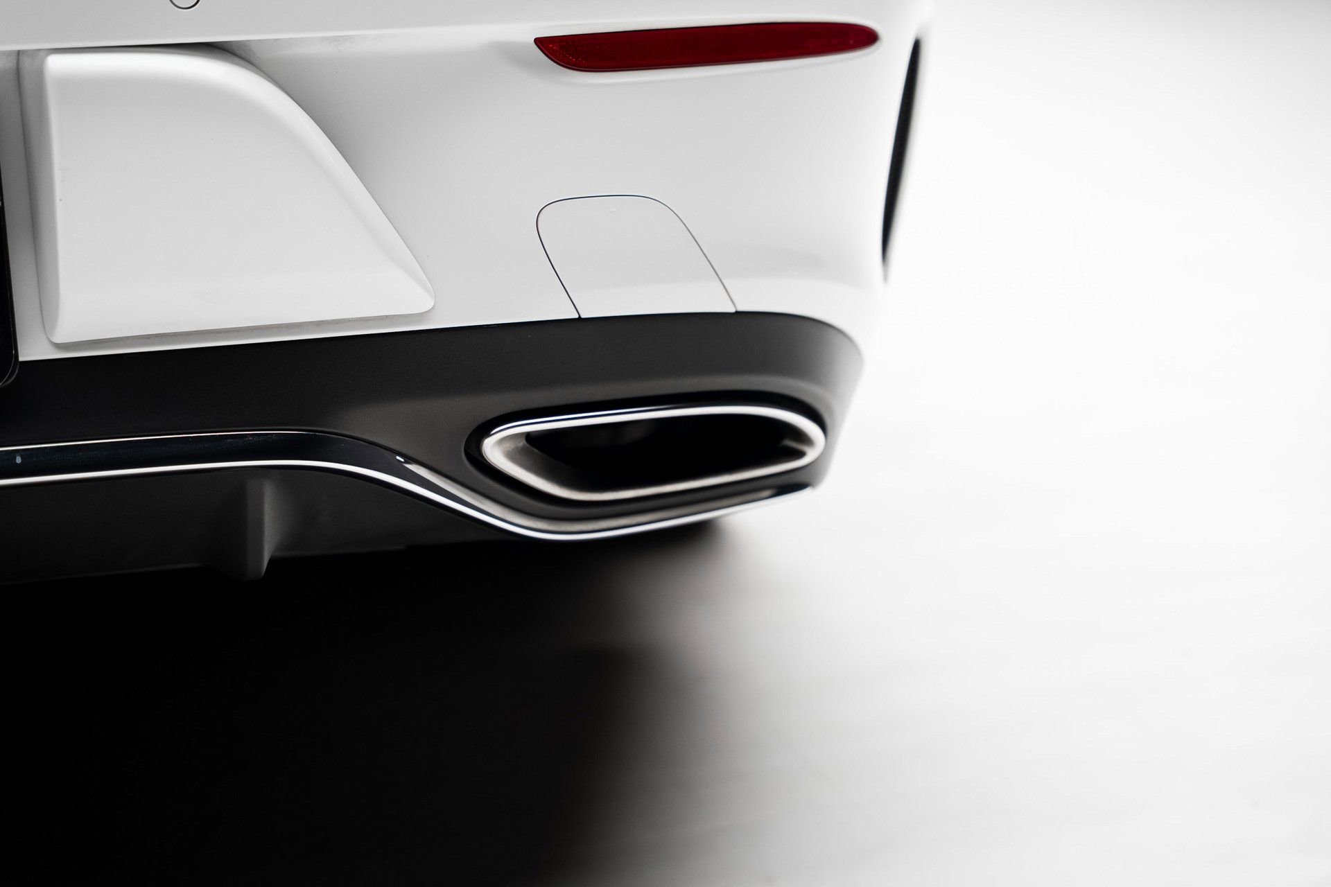 Used 2019 Mercedes-Benz E 450 4MATIC Cabriolet image 35