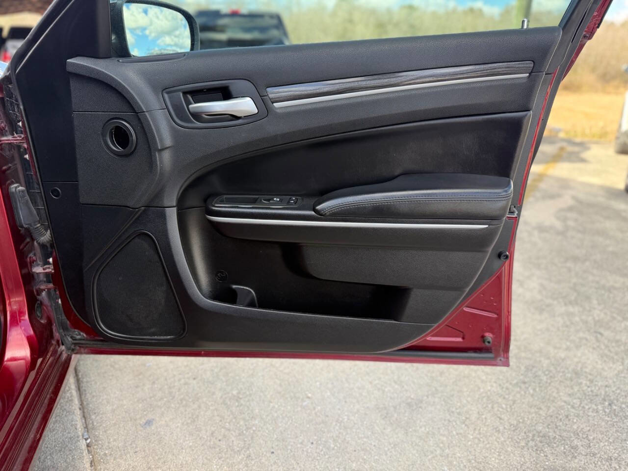 Used 2019 Chrysler 300 Touring w/ Sport Appearance Package RWD image 21