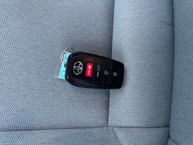 Used 2025 Toyota Camry LE image 29