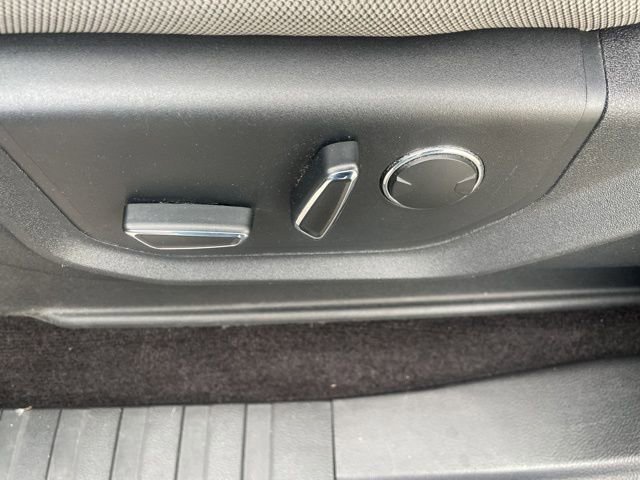 Used 2016 Ford F150 XLT w/ Equipment Group 302A Luxury image 26