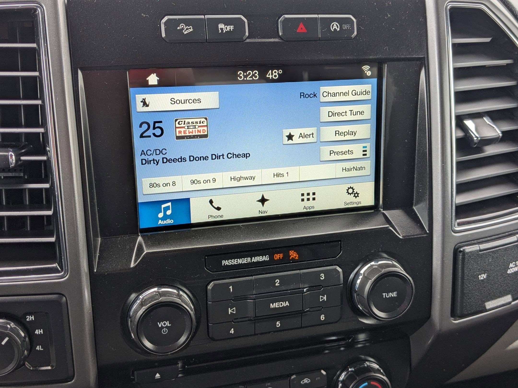 Used 2017 Ford F150 XLT w/ Equipment Group 302A Luxury image 17