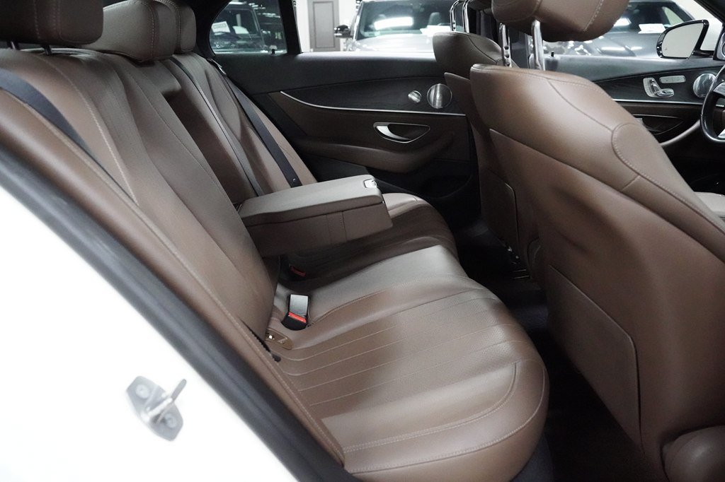 Used 2018 Mercedes-Benz E 300 w/ Premium 2 Package (Q02) image 29