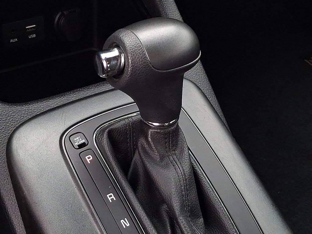 Used 2016 Kia Forte LX FWD image 21