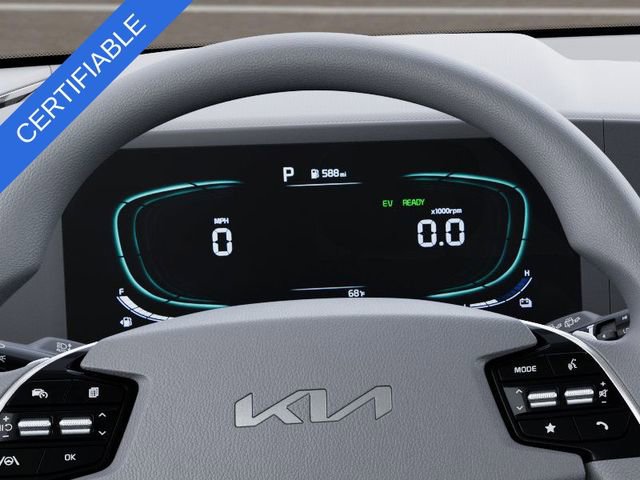 Certified 2025 Kia Niro LX image 21