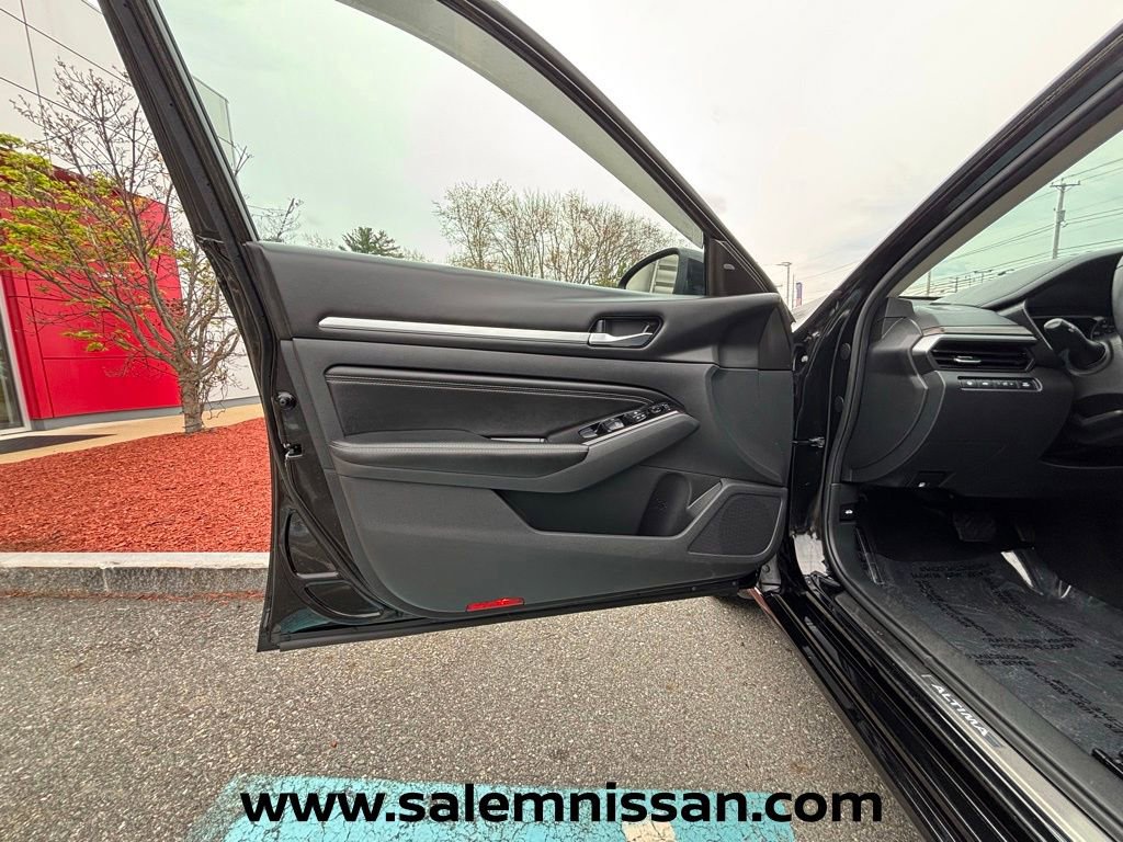 Used 2021 Nissan Altima 2.5 SL AWD/4WD image 12