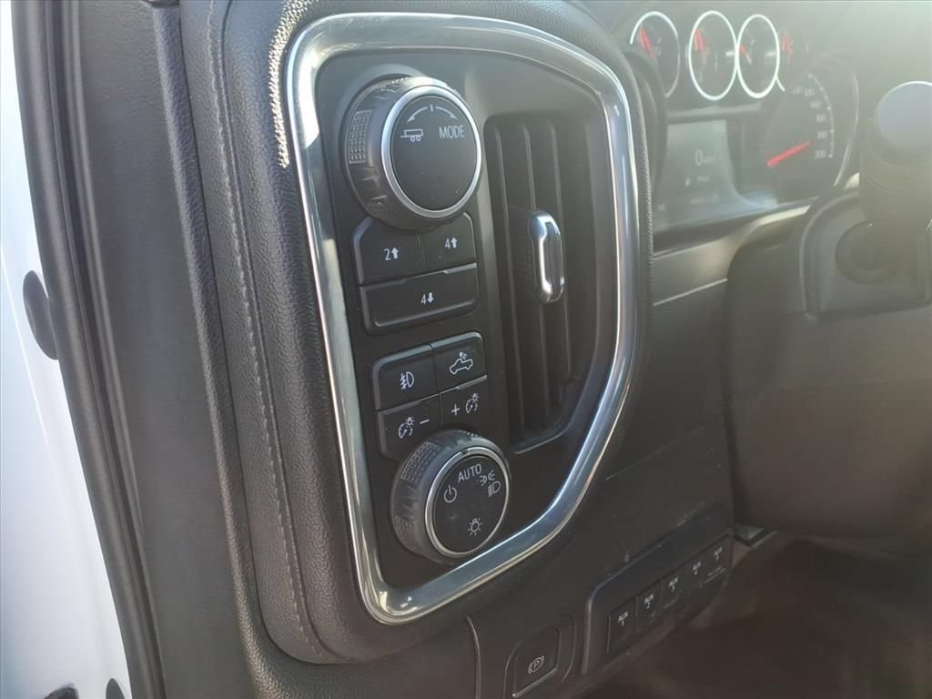 Used 2022 Chevrolet Silverado 3500 LT w/ Convenience Package AWD/4WD image 21