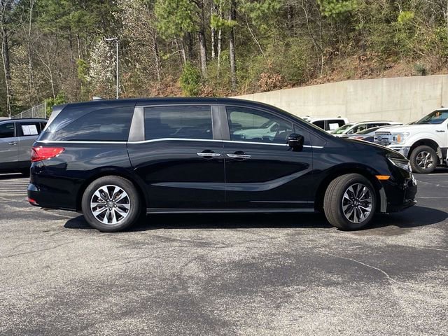 Used 2024 Honda Odyssey EX-L image 2