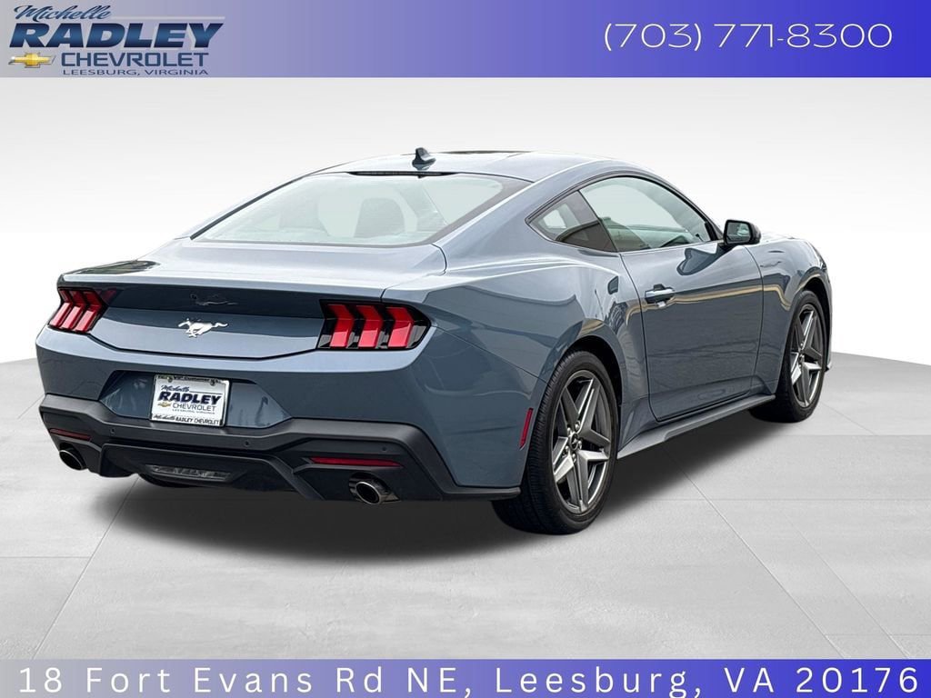 Used 2026 Ford Mustang Coupe RWD image 6