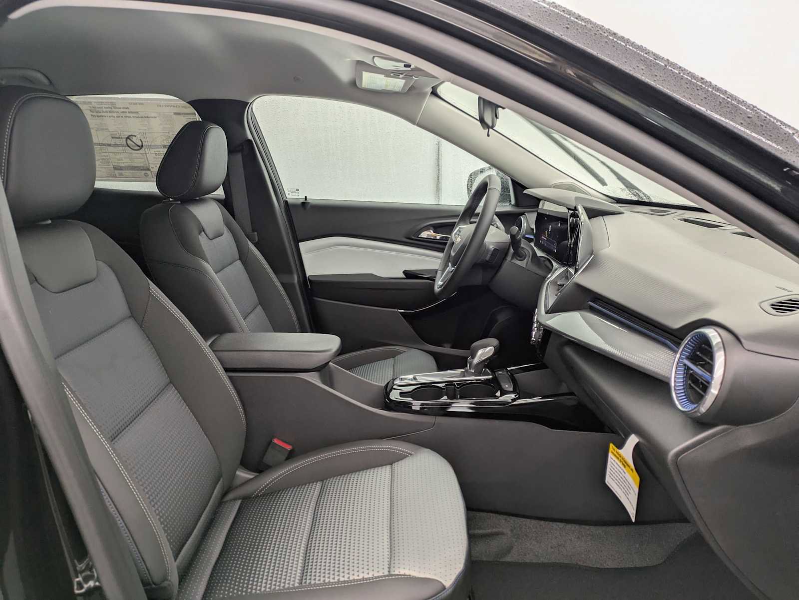 New 2026 Chevrolet Trax LT FWD image 22