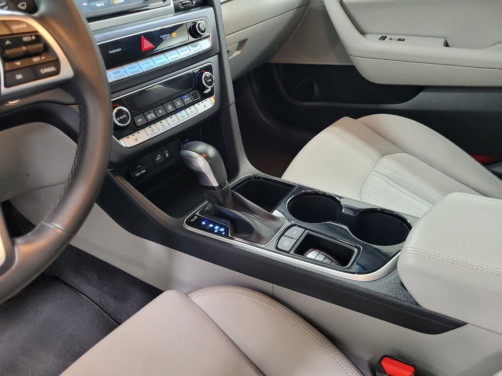 Used 2019 Hyundai Sonata Plug-In Hybrid image 26