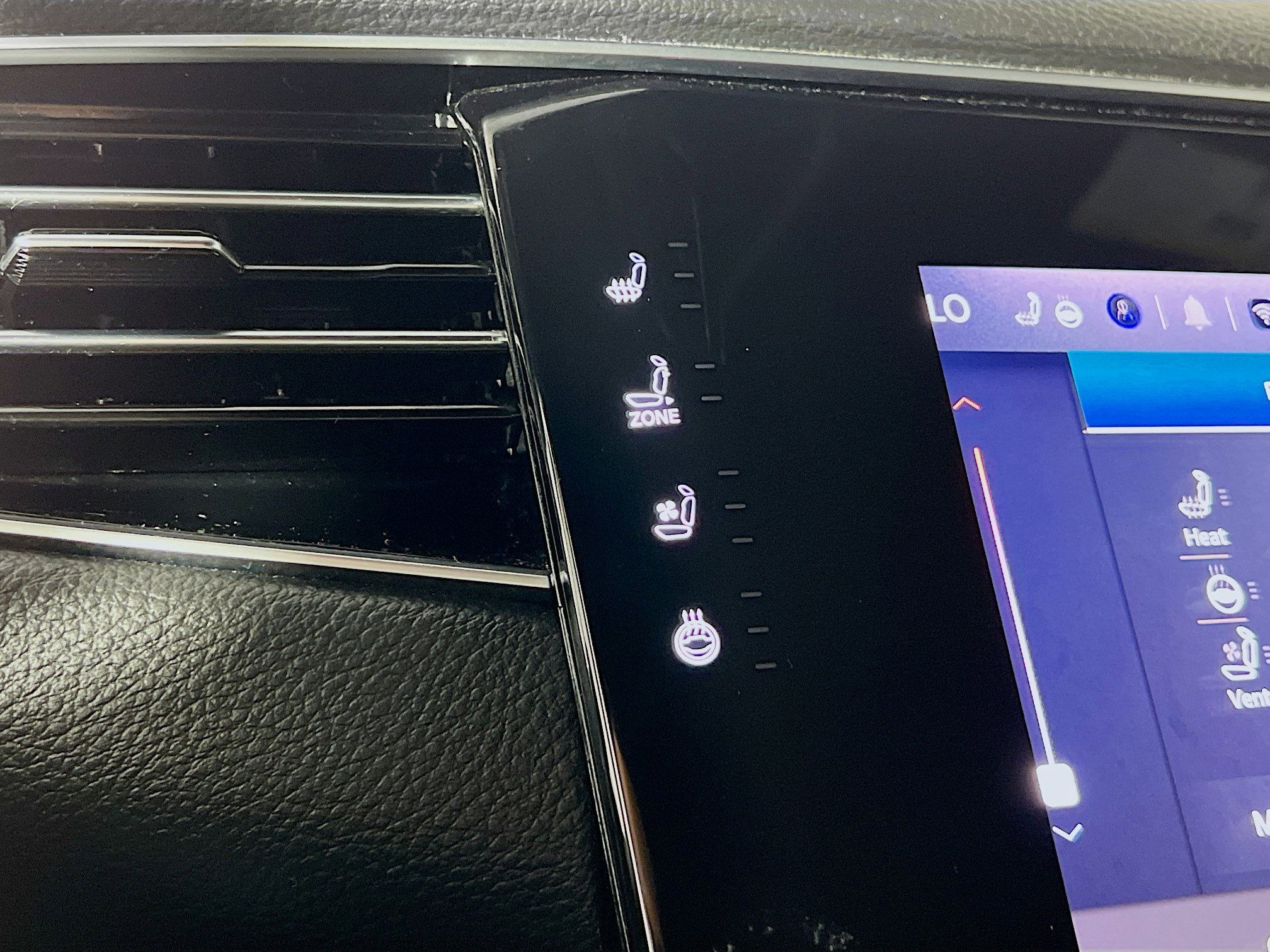 Used 2024 Jeep Wagoneer L Series II w/ Flexible Seating Group image 21